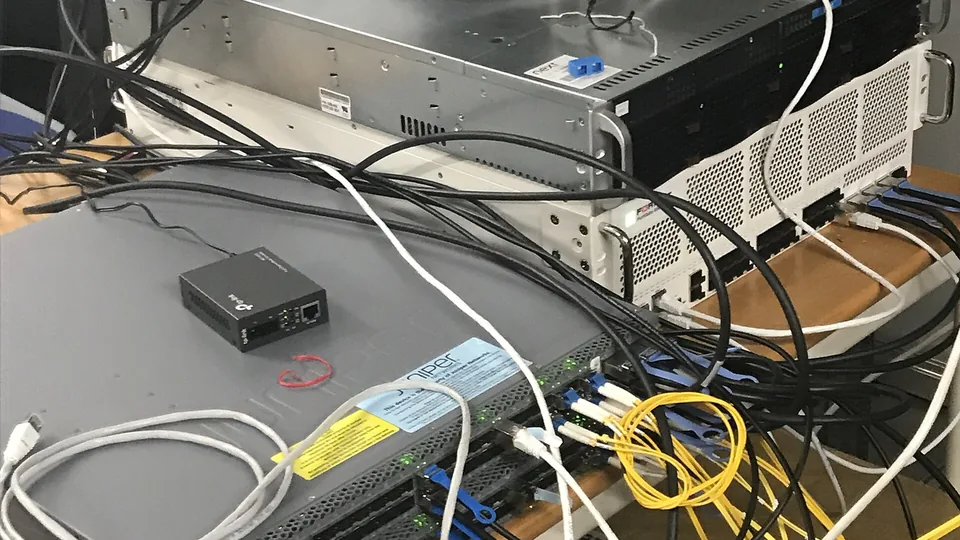 תשתית רשת ואבטחה — הגנה מפני ransomware לעסק